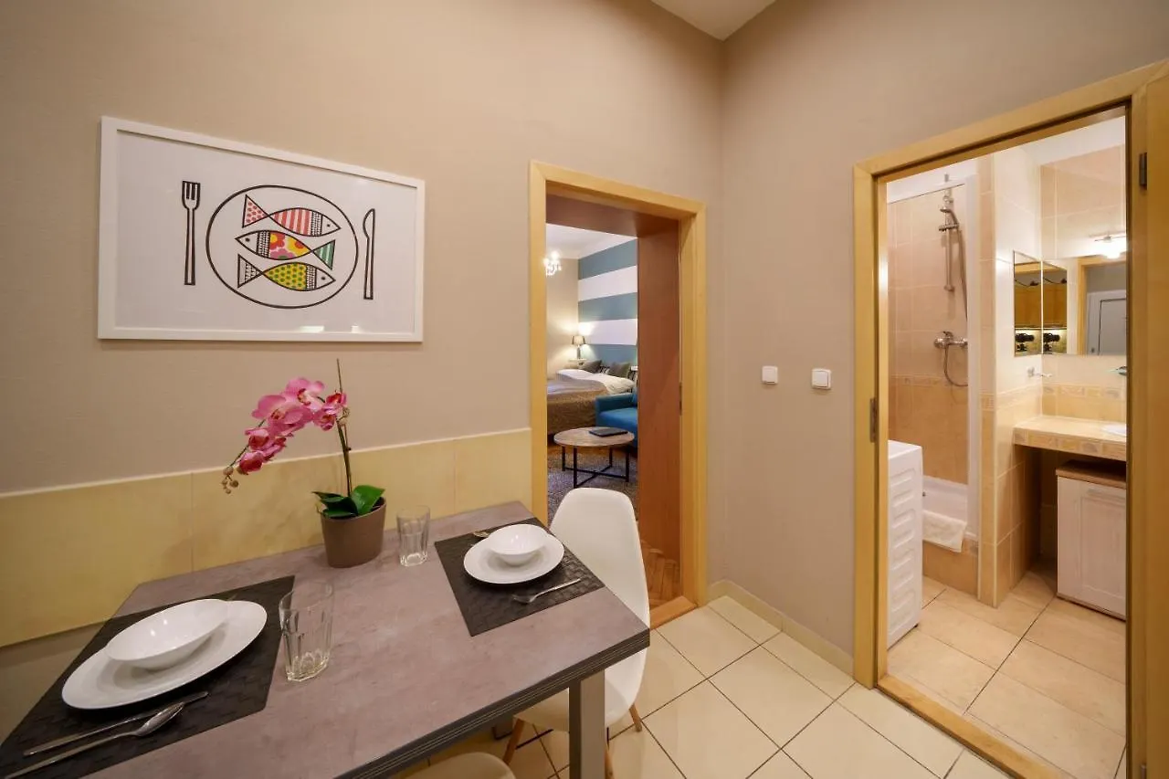 Dlouha Apartment With Balcony Prague